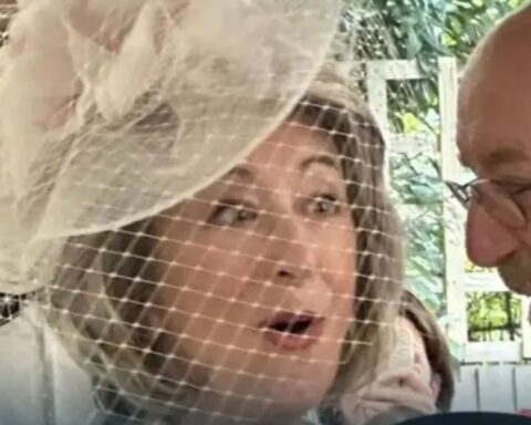 60 Yıl Sonra Aşkı Buldu: Dans Ettikleri Geceden Sonra Yeniden Bir Araya Geldiler