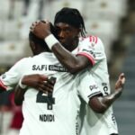 Beşiktaş'ın Derbi Öncesi İki Yıldızı Sakatlandı