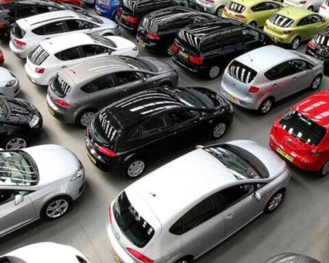 Çirkin Tasarımlar: En Düşük Puan Alan Otomobiller ve Satış Başarısı