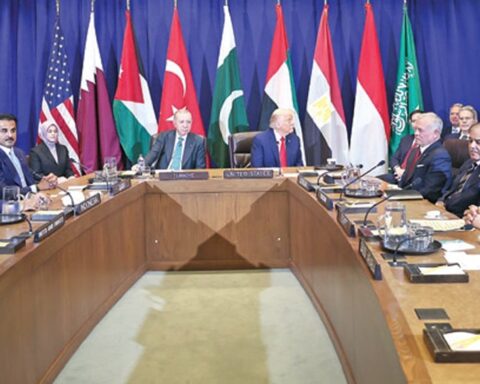 Erdoğan ve Trump Gazze'deki Savaşın Çözümü İçin Toplanıyor