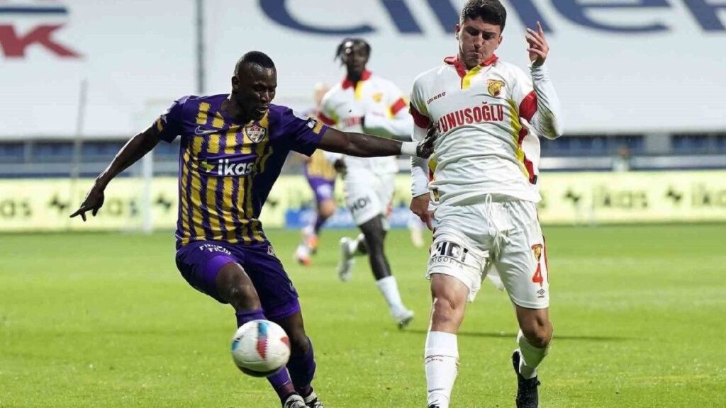 Eyüpspor, Göztepe Maçında Tüm Biletleri Ücretsiz Dağıtma Kararı Aldı