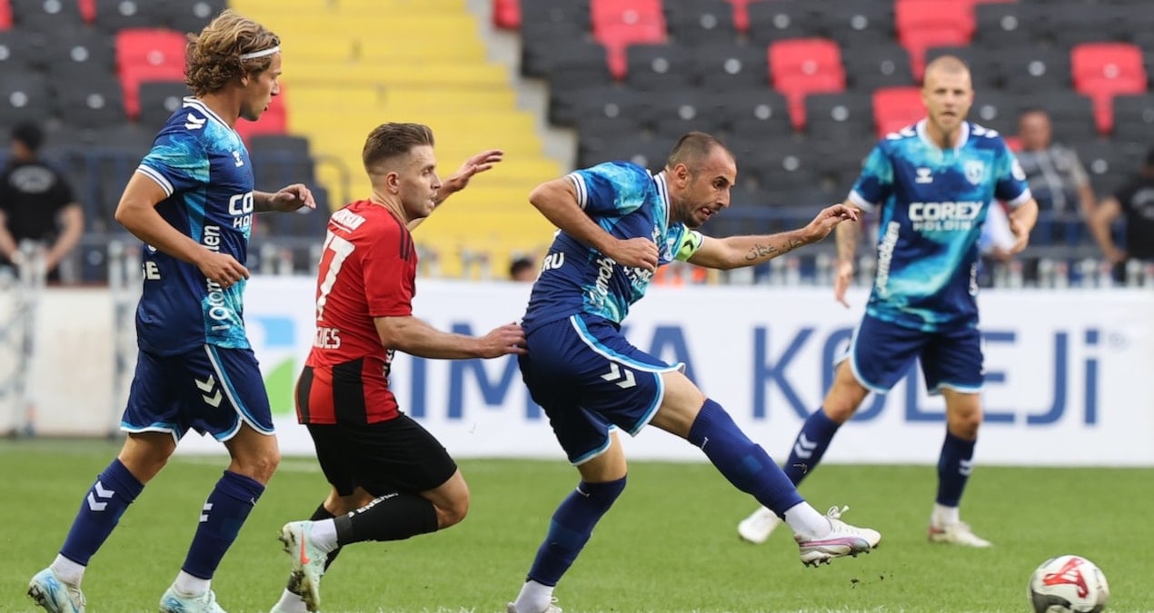 Gaziantep FK ve Samsunspor 2-2 Beraberlikle Puanları Paylaştı