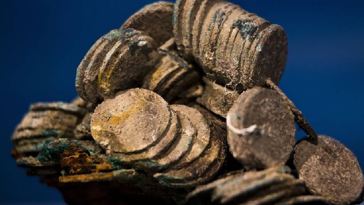 İskoçya’da 3 bin yıllık hazine bulundu: Arkeologlar detayları açıkladı