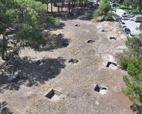 Kemer'de Türkiye'nin İkinci Su Altı Arkeoloji Müzesi Yükseliyor