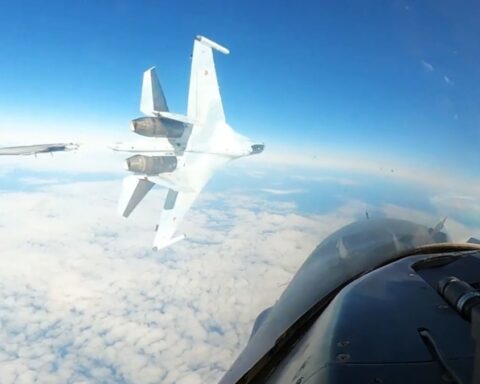 Trump, Avrupa'ya Rus uçakları için sert uyarılarda bulundu