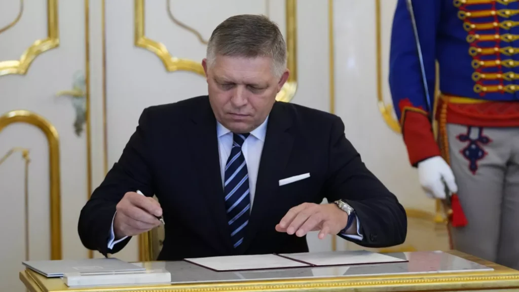 Slovakya, Rusya'ya yönelik yeni AB yaptırımlarını liderler düzeyinde tartışmak istiyor