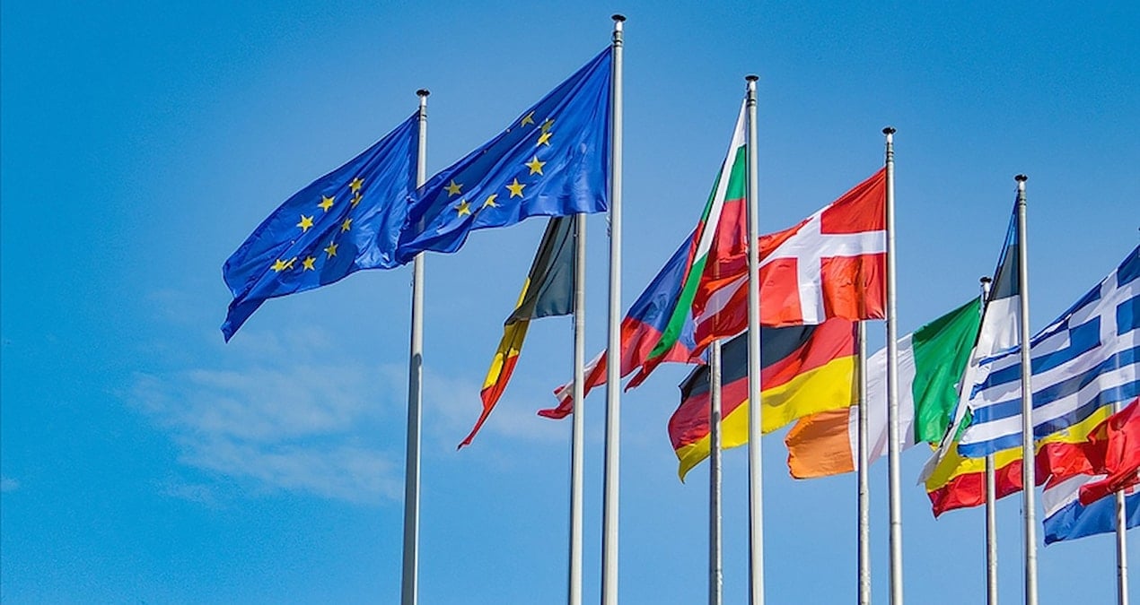 AB, Rusya ile Bağlantılı Türk Devletleri Bankalarına Yaptırım Uyguladı