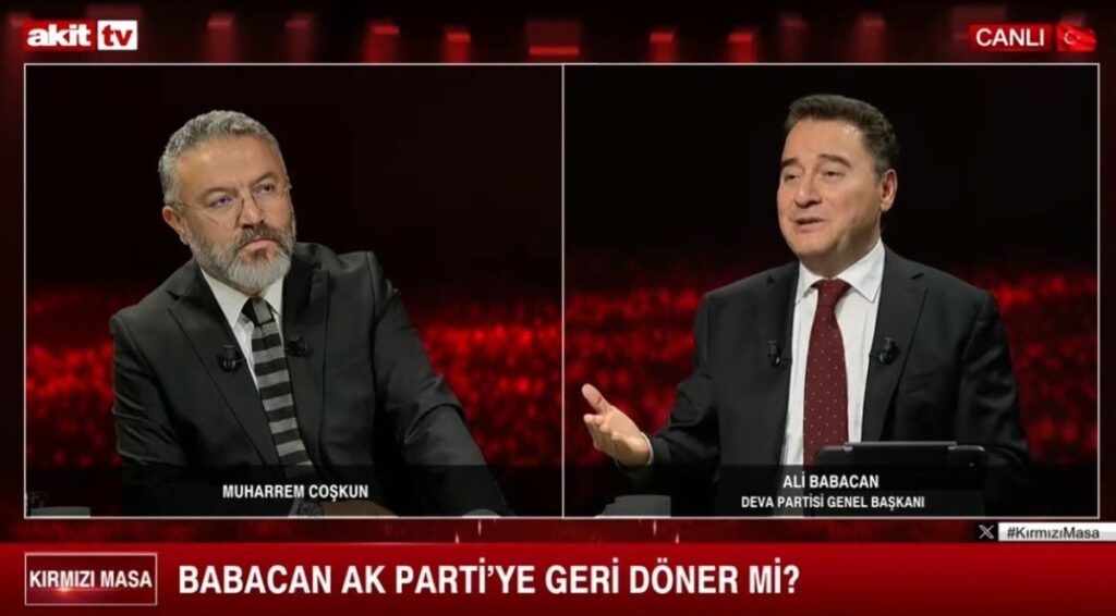 Ali Babacan: Türkiye’nin Siyaseti İki Kutup Arasında Sıkışmamalı