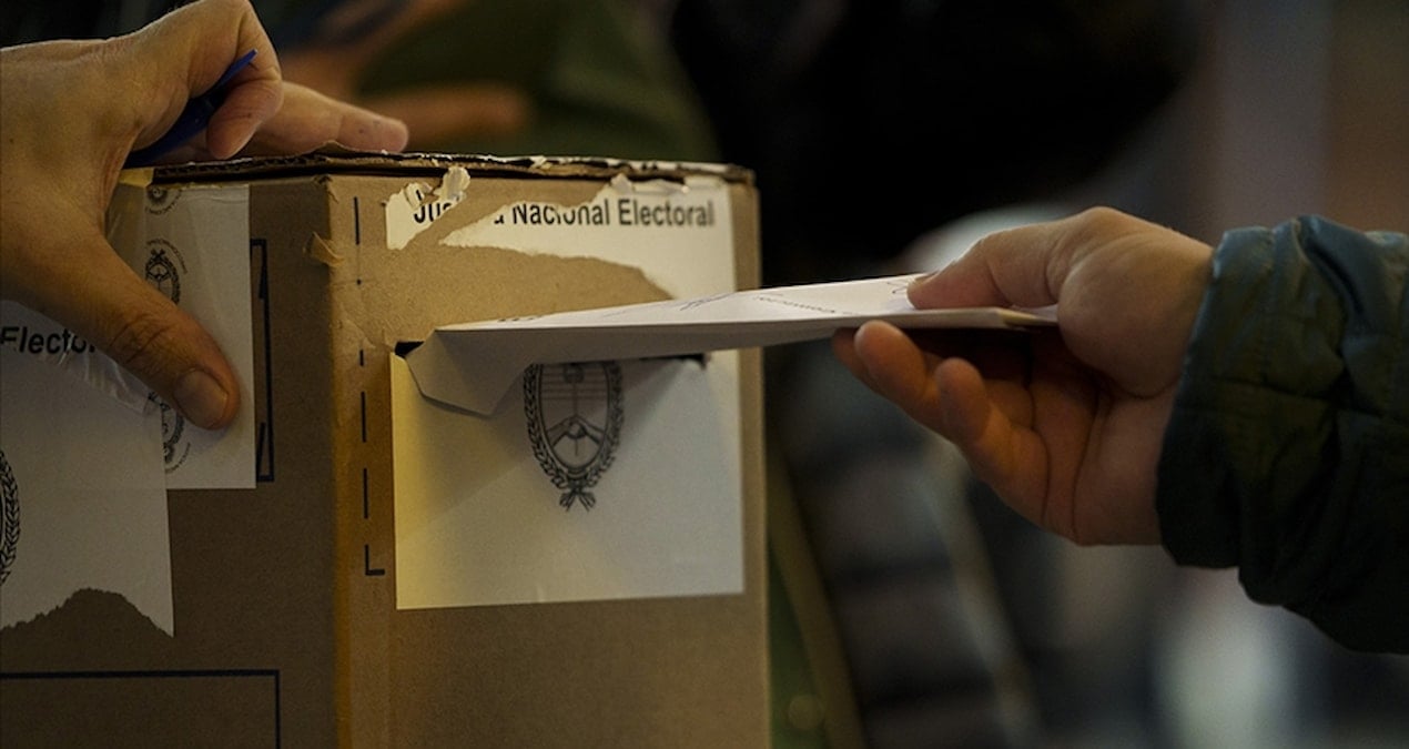 Arjantin'de parlamento seçimleri için sandık başına gidiliyor