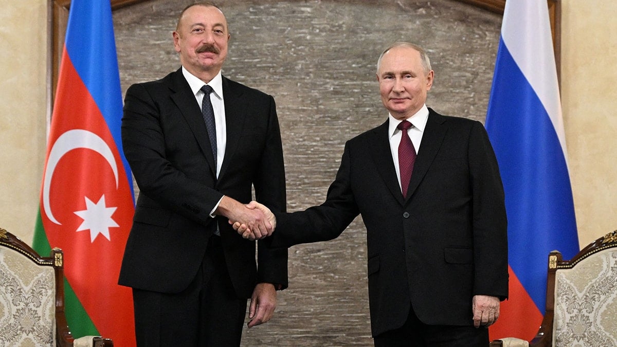 Azerbaycan'da Darbe Girişimi Önleniyor: Putin, Aliyev'i Uyardı