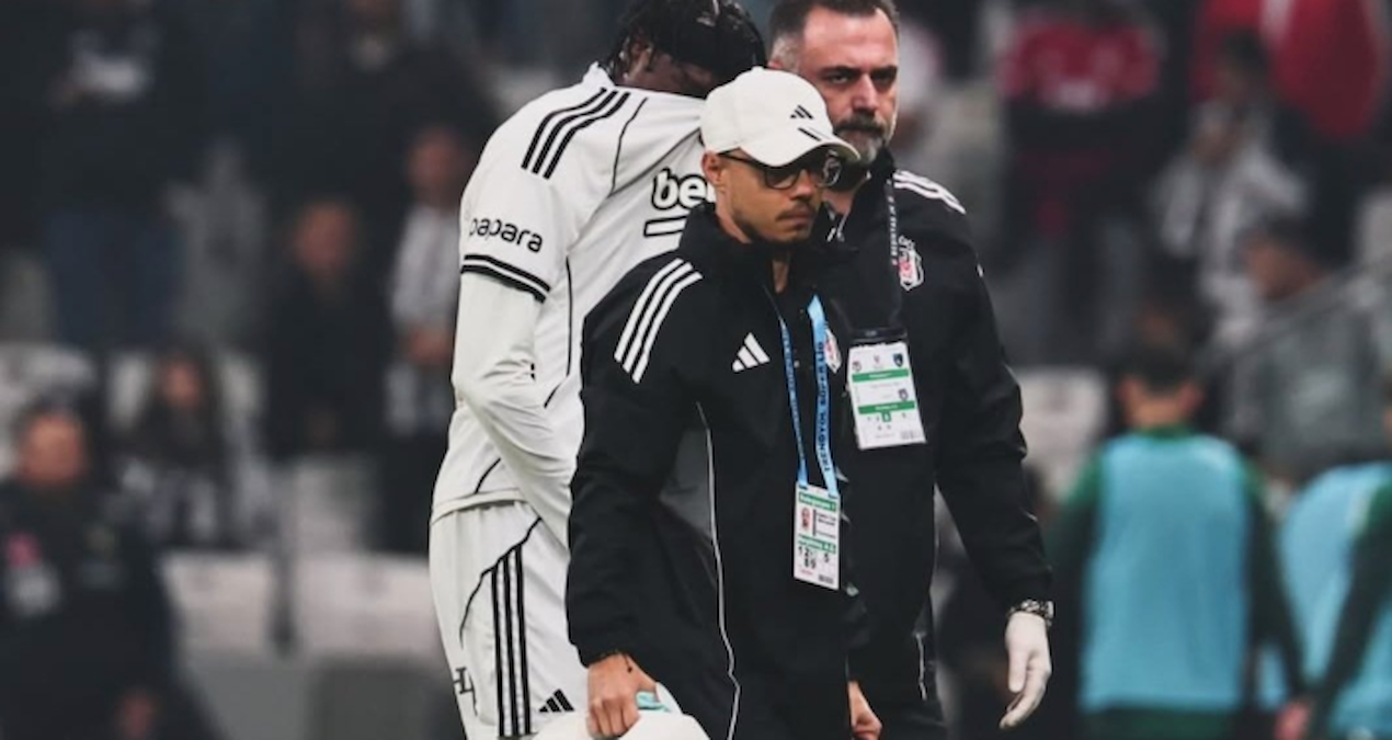 Beşiktaş'ta Derbi Öncesi Abraham'ın Sakatlığı Endişe Yarattı