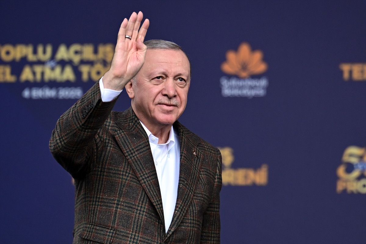Cumhurbaşkanı Erdoğan: Sultanbeyli'de 1,5 Yılda 50 Proje Hayata Geçirildi