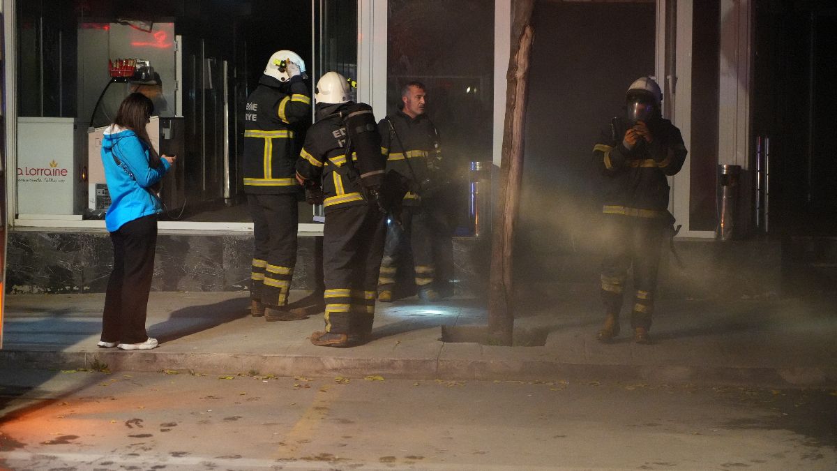 Edirne’de Pastanede Yangın Paniği: İtfaiye Hızla Müdahale Etti