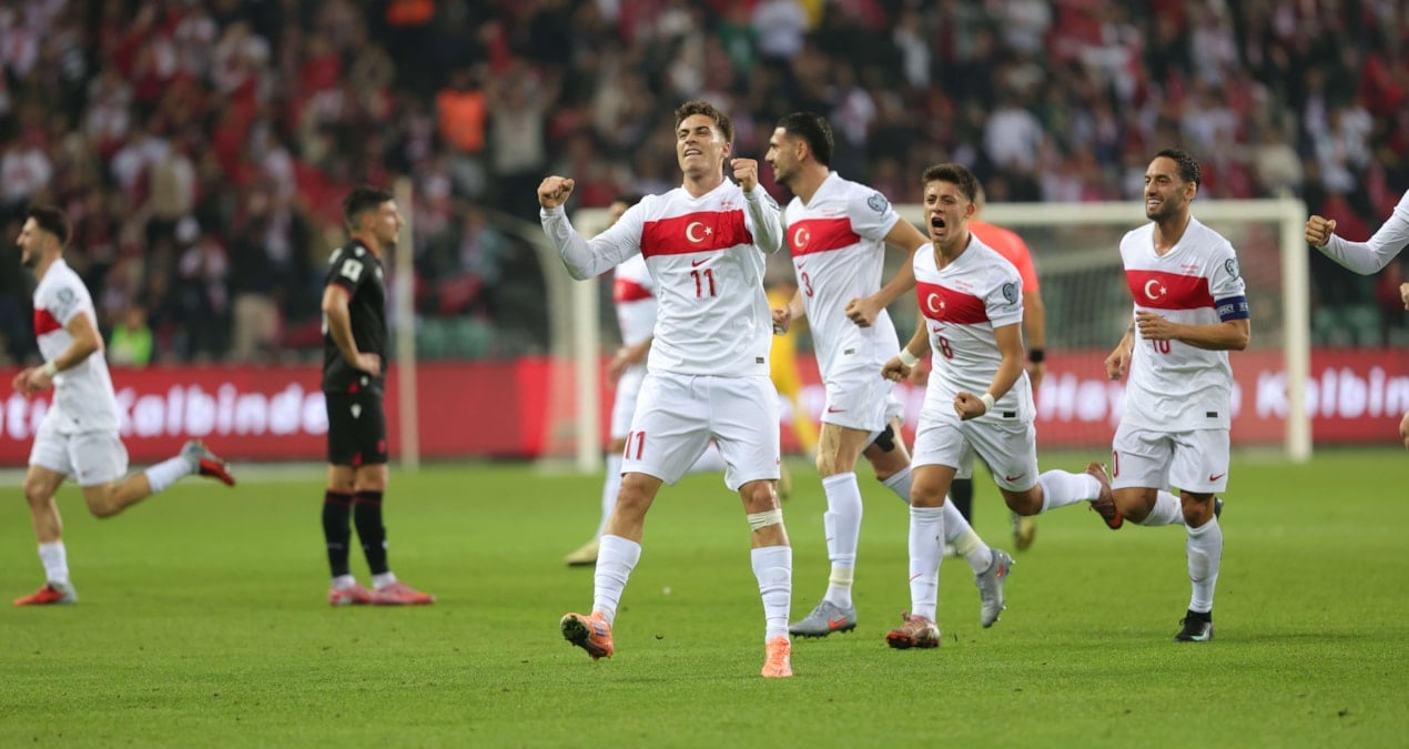 FIFA'nın Ödemesi Türkiye'deki Futbolculara ve Personele Dağıtıldı
