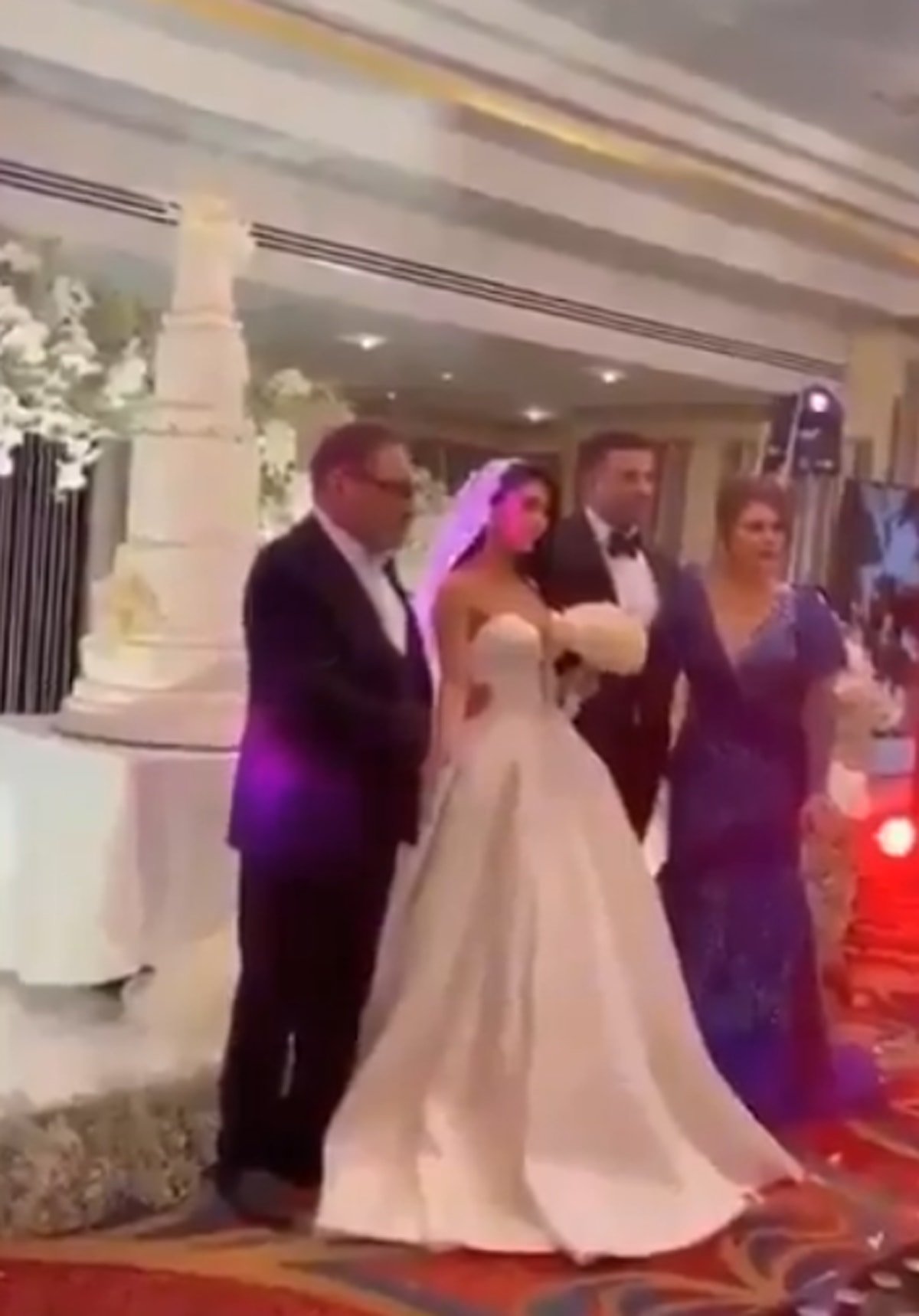 İran'da Sızdırılan Düğün Görüntüleri Sosyal Medyada Tartışma Yarattı