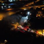 İstanbul'da Bina Çatısında Çıkan Yangın Kontrol Altına Alındı