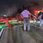 Kaliforniya'da Acil Durum Helikopterinin Otoyola Düşmesi Sonucu Üç Kişi Yaralandı