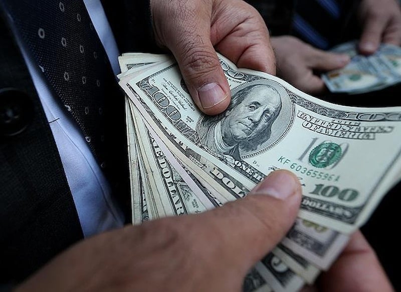 Kimliği belirsiz balina, 30 saatte 160 milyon dolar kazandı