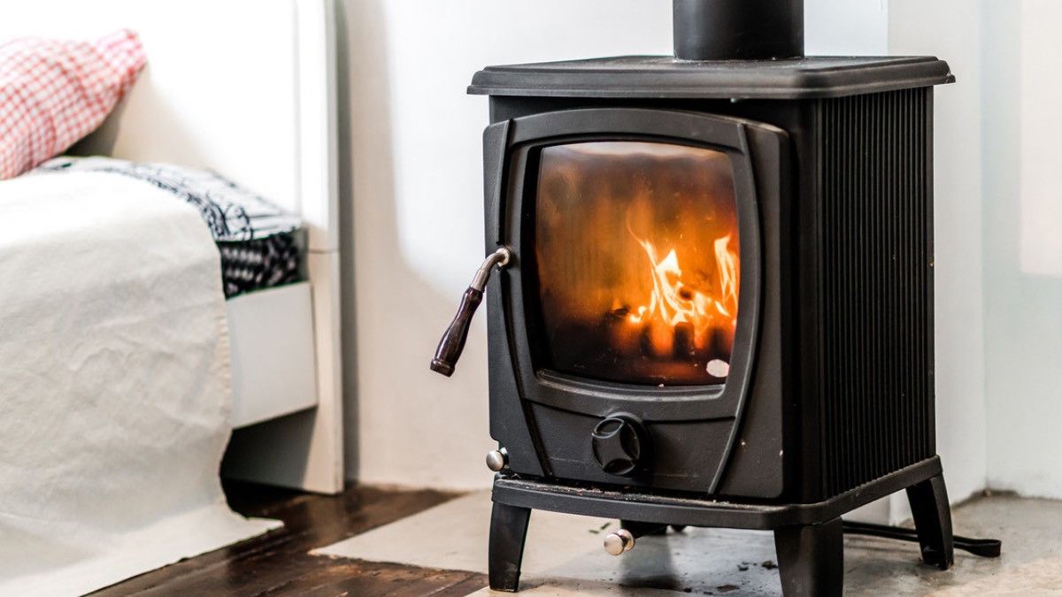 Kışın Sıcak Kalmak İçin Doğru Odun Seçimi Nasıl Olmalı