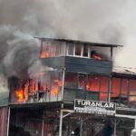 Kocaeli'de Konteyner Yangını Kısa Sürede Kontrol Altına Alındı