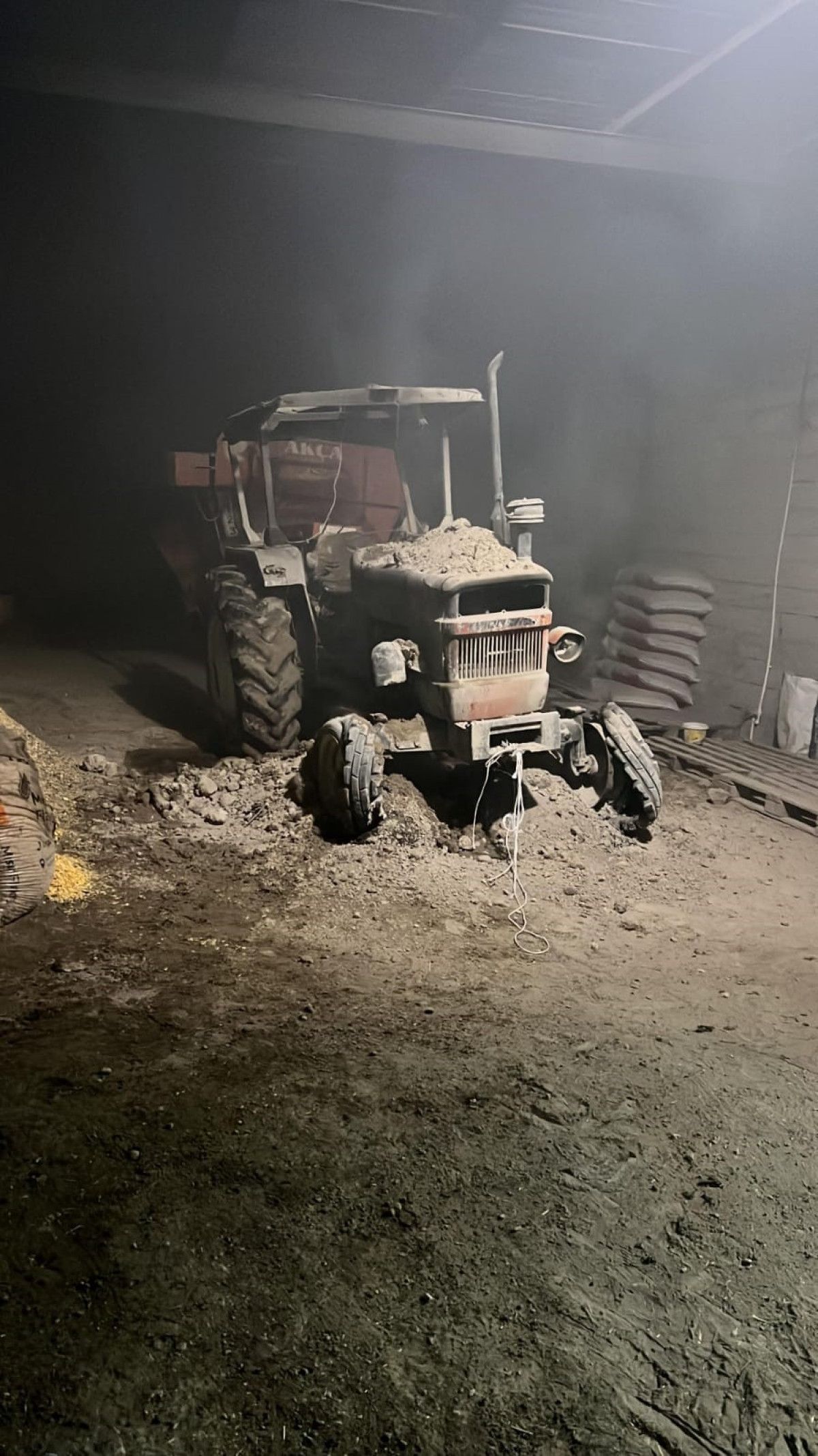 Konya'da traktör yangında kullanılamaz hale geldi