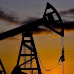 Petrol fiyatlarında düşüş, ticaret belirsizlikleri devam ediyor