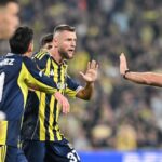 Rıdvan Dilmen, hakemin performansını eleştirdi; Avrupa Ligi'nde adalet sorgulanıyor