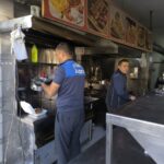 Şanlıurfa'da Gıda Denetimleri Devam Ediyor, 183 Kilo Tarihi Geçmiş Tavuk İmha Edildi