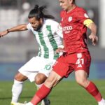 Serikspor'da mali sorunlar nedeniyle futbolcular antrenmana çıkmadı, teknik direktör ayrılık sinyali verdi