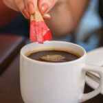 Sosyal Medyada Yaygınlaşan Kafein Poşetleri Sağlık Uzmanlarını Alarmette Geçirdi