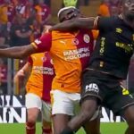 Süper Lig'de Galatasaray-Göztepe Maçında Kırmızı Kart Kararı ile İzmir Ekibi 10 Kişi Kaldı
