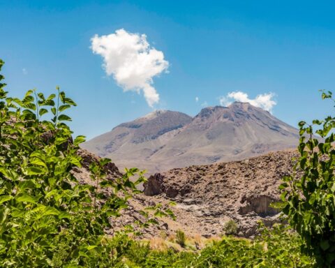 Taftan Yanardağı'nda artan gaz basıncı, volkanın sönmediğini gösteriyor