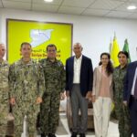 Tom Barrack, YPG lideri Mazlum Abdi ile Haseki'de görüştü