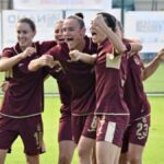 Trabzonspor, Beşiktaş'ı 2-1 ile geçerek galibiyet aldı