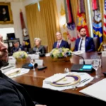 Trump ile Zelenski Arasındaki Gizli Görüşmede Gergin Anlar: ABD Başkanı, Ukrayna'nın Durumunu Açıkça Eleştirdi