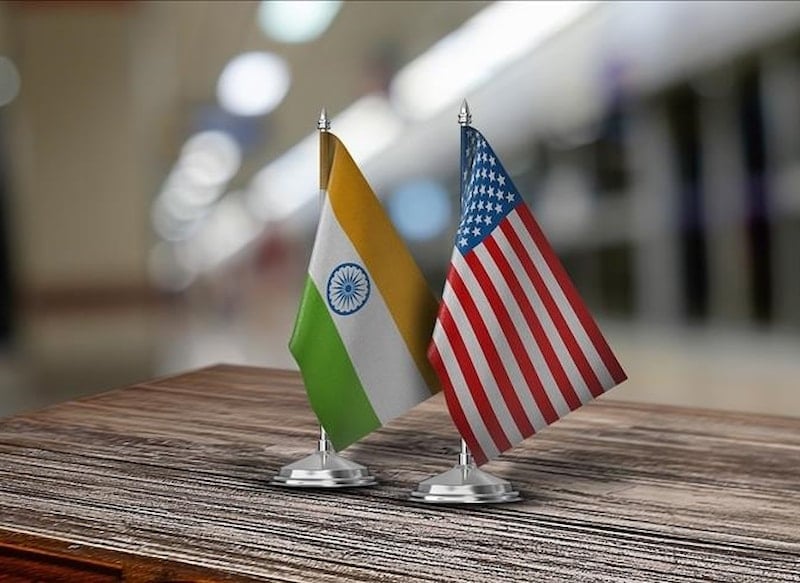 Trump'ın Hindistan'a Yüksek Vergi Uyarısı Enerji İthalatını Gündeme Getirdi