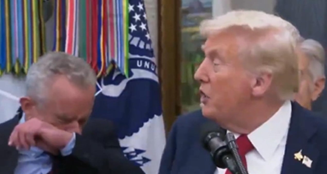 Trump'tan Sağlık Bakanı'na COVID esprisi