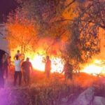 Tunceli'de Düğün Salonu Yanında Yangın Çıktı, Durum Kontrol Altına Alındı