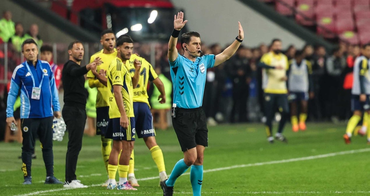 VAR kayıtları açıklandı: Samsunspor-Fenerbahçe maçındaki tartışmalı pozisyonlar değerlendirildi