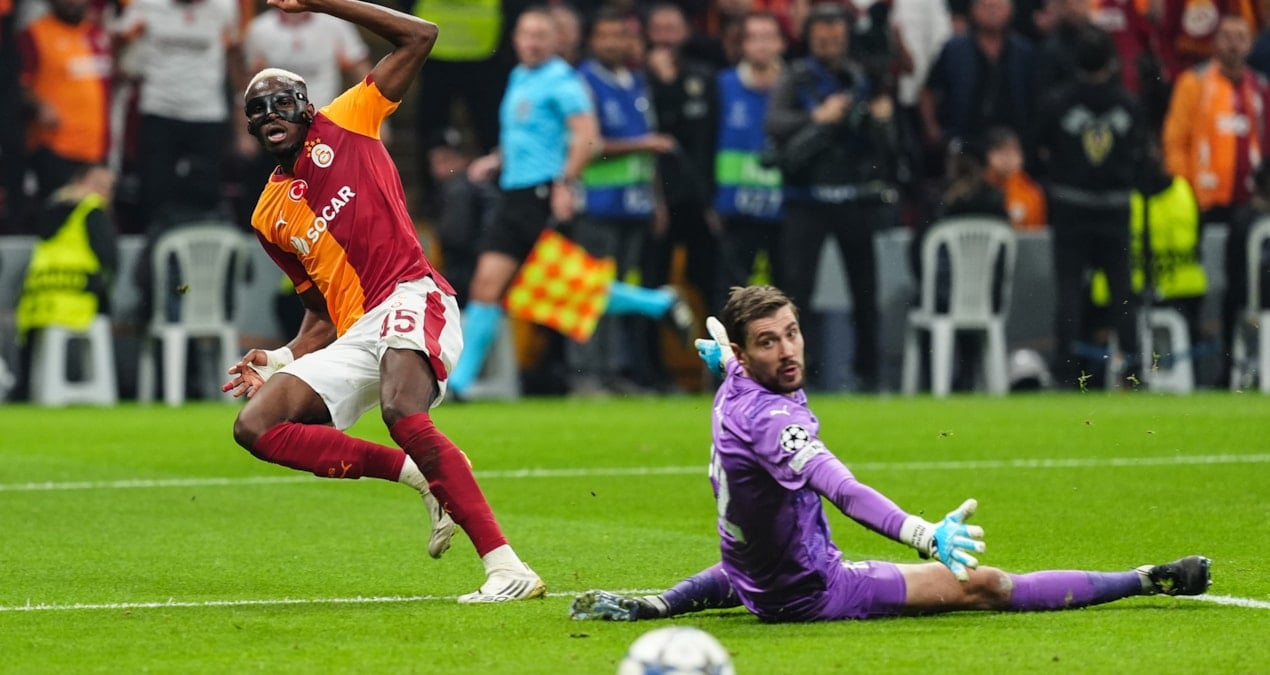 Victor Osimhen, Şampiyonlar Ligi'nde Galatasaray'a Tarihi Zafer Getirdi