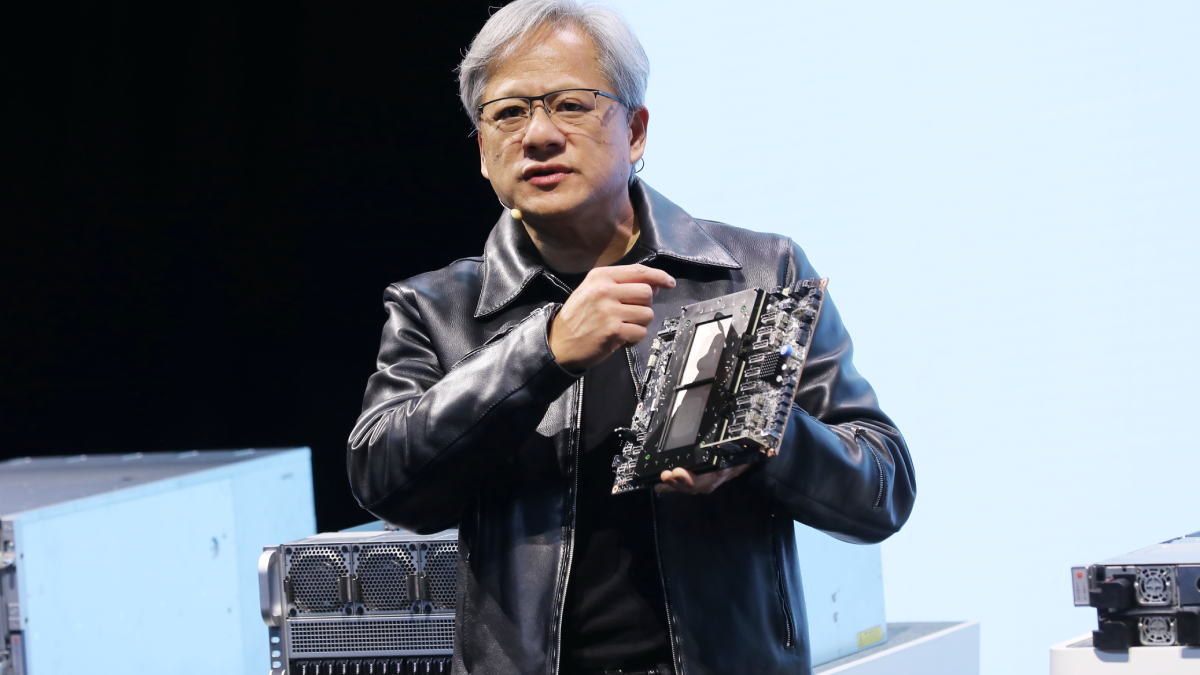 Yapay Zeka İş Piyasasını Dönüştürüyor: Geleceğin Aranan Meslekleri Elektrikçi ve Tesisatçı Olacak