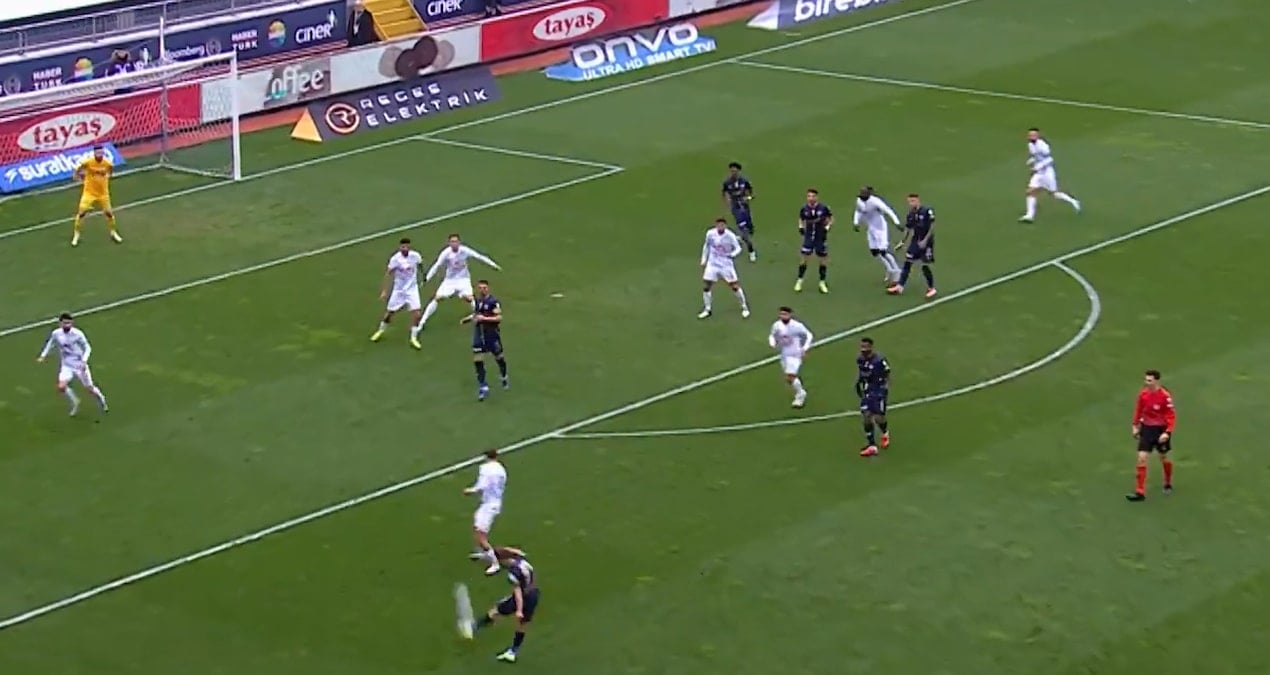 2025 FIFA Puskas Ödülü adayları arasında Süper Lig'den gol var