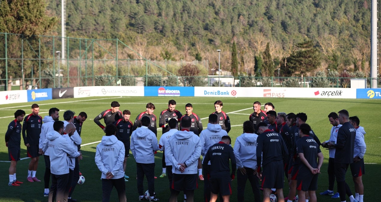 A Milli Takım, İspanya maçı hazırlıklarına üç eksikle başladı