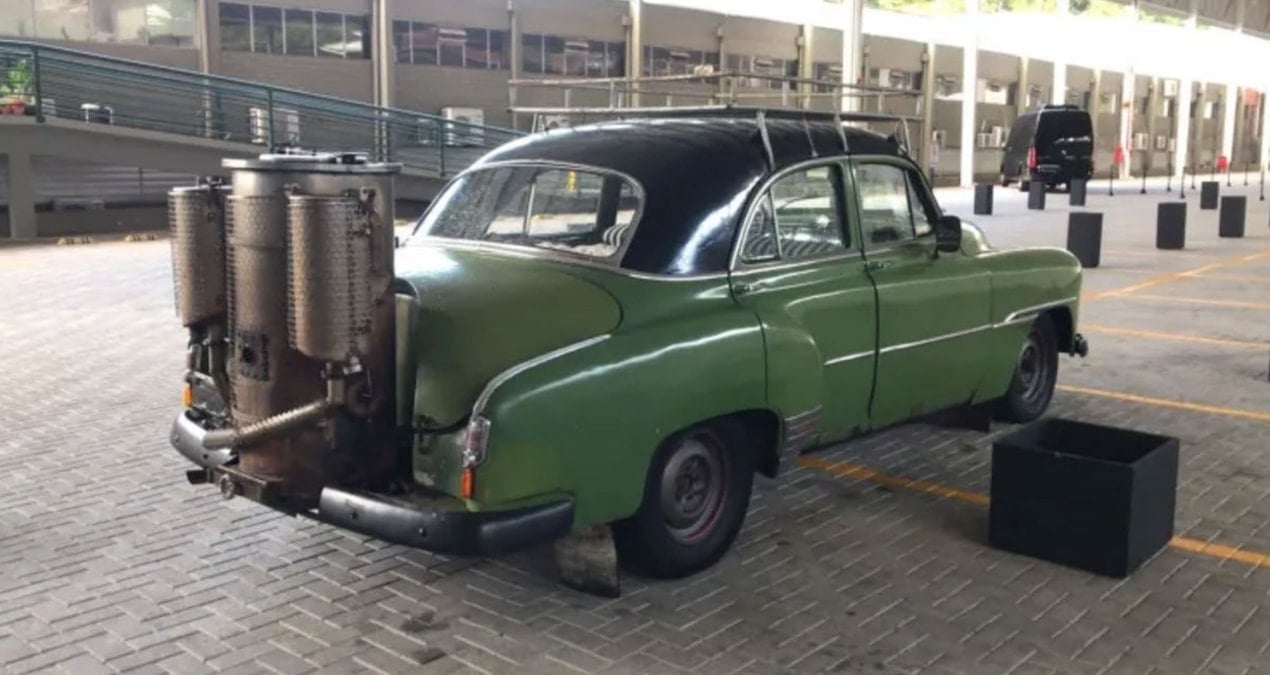 Ahşap Yakıtla Çalışan Klasik Chevrolet, Nostaljik Mirasa Dönüşüyor