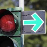 Almanya'da Yeşil Ok İşaretinin Yanlış Anlaşılması Trafikte Cezalara Yola Açıyor