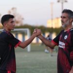 Baba-oğul futbol sahasında aynı hedefe koşuyorlar