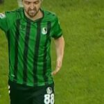 Caner Erkin, Sakaryaspor'da kariyer rekoru kırarak 3. kırmızı kartını gördü