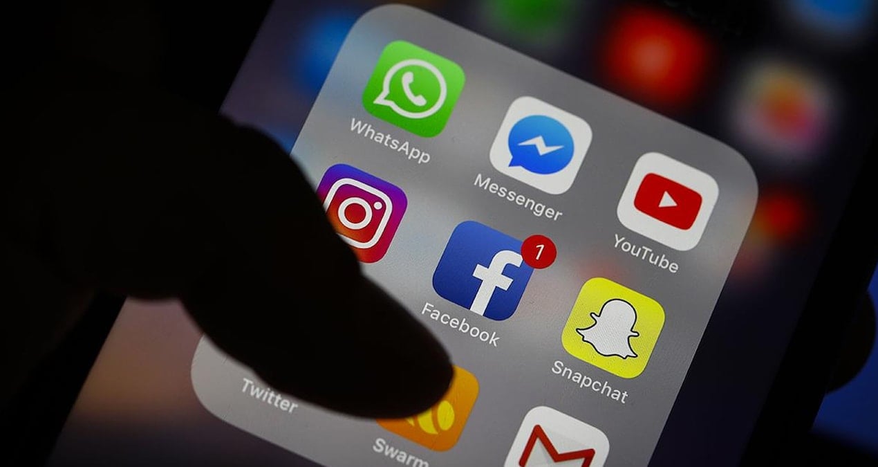 Dijital Ayak İzleri Tehdit Altında: Sosyal Medyada Masum Paylaşımlar Risk Oluşturuyor