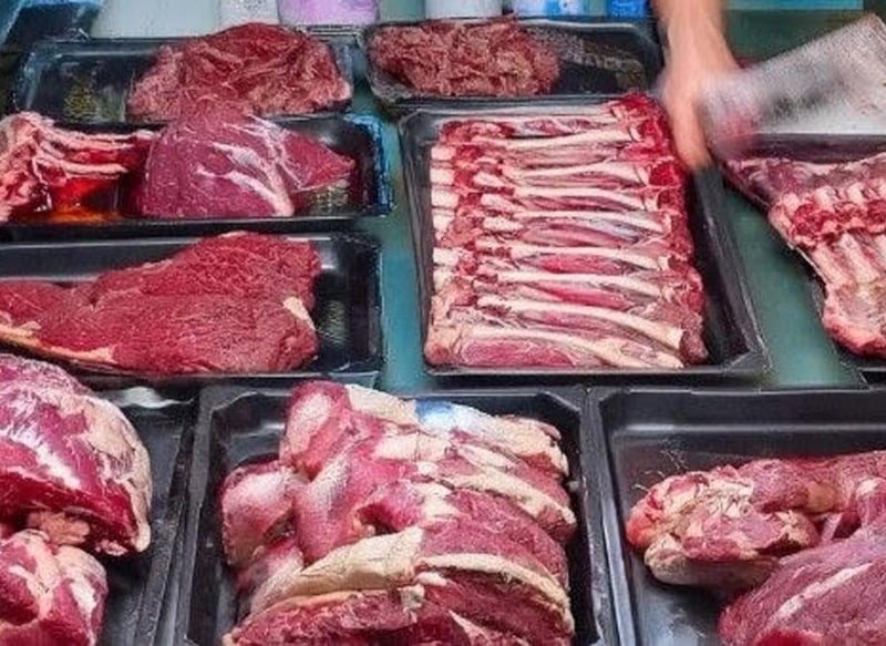 Emekli ve asgari ücretlilerin et alması giderek zorlaşıyor