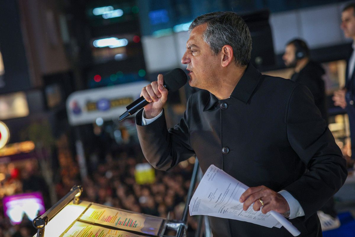 Ersan Şen: Özgür Özel'in Akın Gürlek Üzerinden Yürüttüğü Politika Hatalı